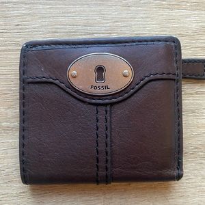Fossil wallet